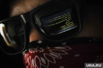 Мошенники начали красть деньги через фейковые приложения АЗС
