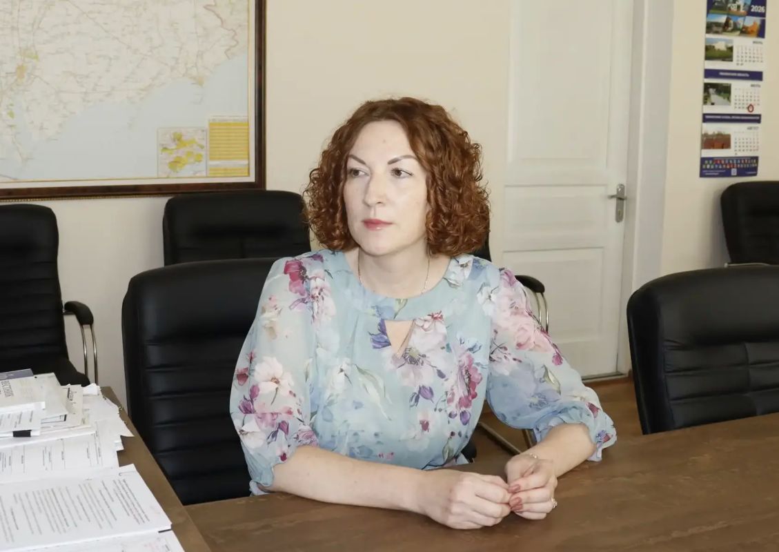 Виктор Емельяненко: Провел рабочую встречу с министром культуры Запорожской области Светланой Назиной и сотрудником Областного центра искусств и народного творчества Николаем Нижниковым Виктор Емельяненко: Провел рабочую встречу с министром культуры Запорожской области Светланой Назиной и сотрудником Областного центра искусств и народного творчества Николаем Нижниковым