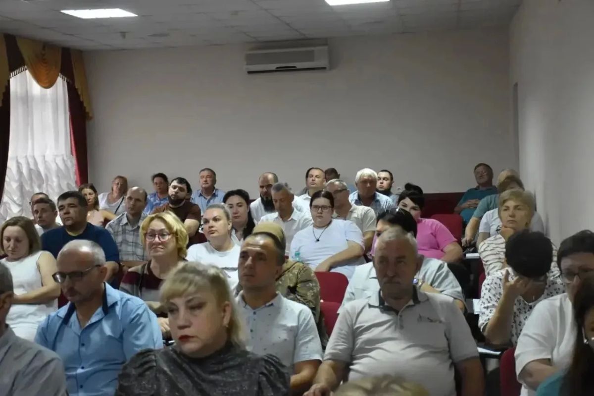 Руководитель департамента ветеринарии Краснодарского края Роман Кривонос выступил на курсах повышения квалификации по эпизоотическому благополучию для ветеринарных специалистов из субъектов РФ Руководитель департамента ветеринарии Краснодарского края Роман Кривонос выступил на курсах повышения квалификации по эпизоотическому благополучию для ветеринарных специалистов из субъектов РФ