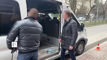 Двое агентов Киева планировали устроить теракт против руководителя одного из новых регионов, когда тот находился в Крыму