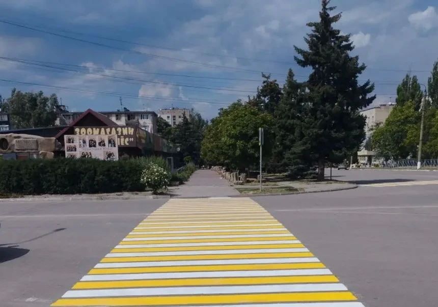 Дорожную разметку продолжают наносить — работы идут каждый день! Дорожную разметку продолжают наносить — работы идут каждый день!