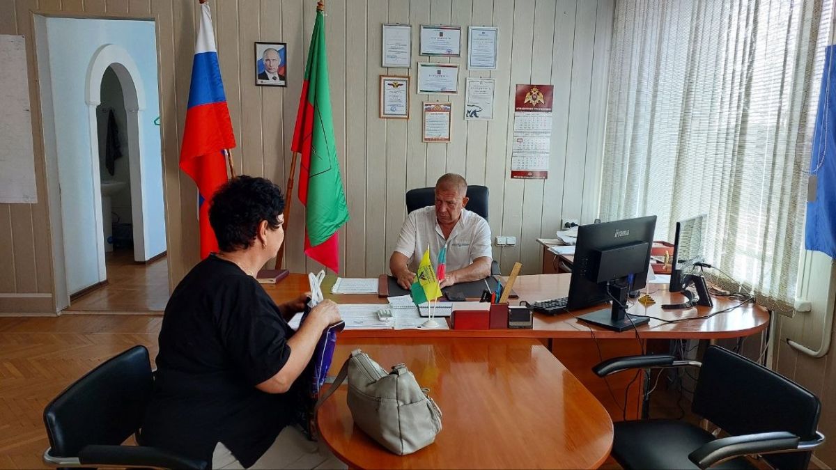 В территориальном отделе Кирилловского поселения состоялся личный приём граждан