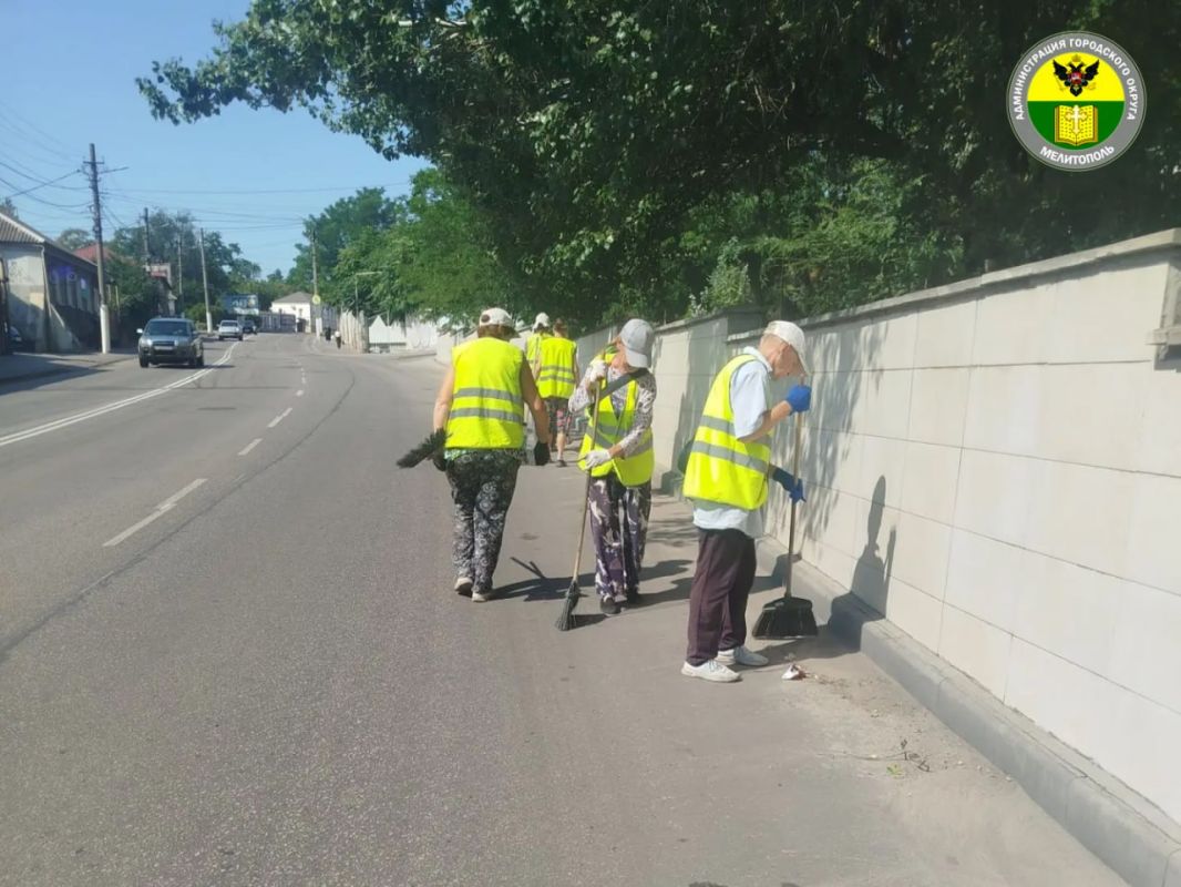 В Мелитополе продолжаются работы по благоустройству общественных территорий В Мелитополе продолжаются работы по благоустройству общественных территорий