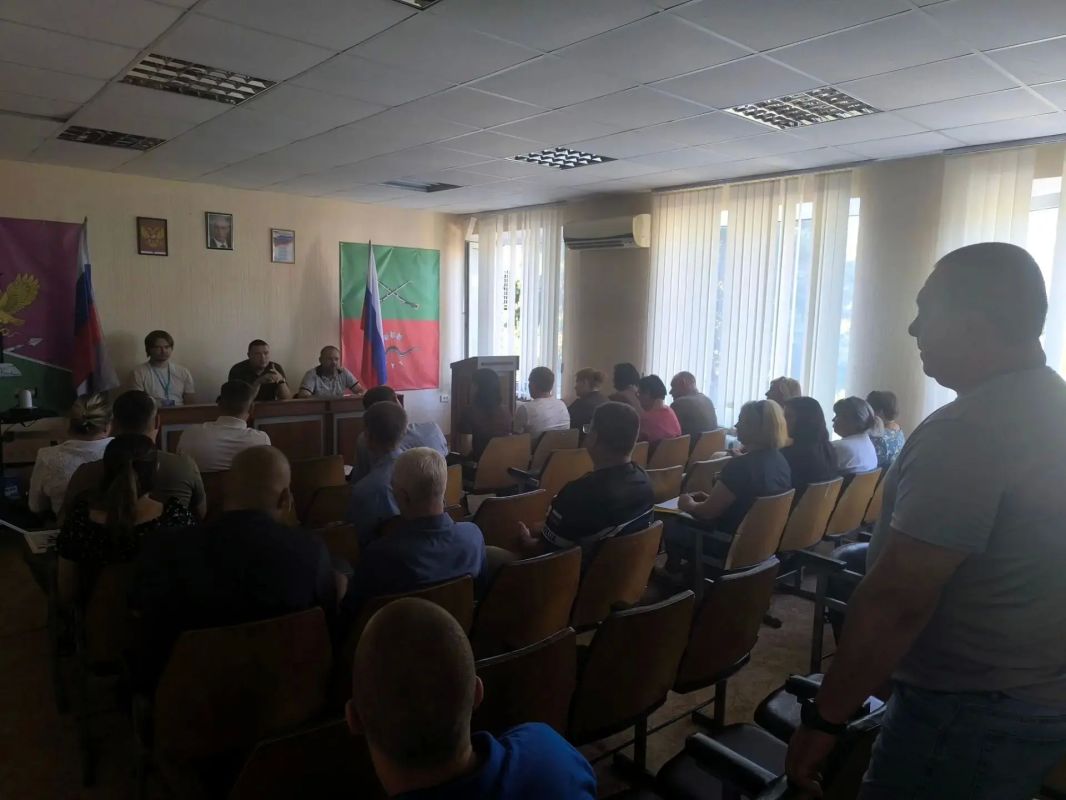 В Куйбышевском муниципальном округе состоялось расширенное заседание местного политического совета Партии «Единая Россия» В Куйбышевском муниципальном округе состоялось расширенное заседание местного политического совета Партии «Единая Россия»