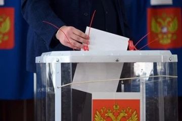 8 ЦИК провел жеребьевку и утвердил порядок размещения 11 зарегистрированных партий в избирательном бюллетене на предстоящих выборах в Госдуму