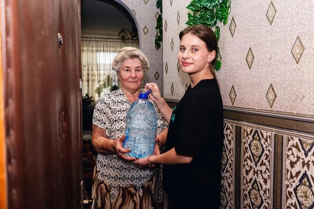 Волонтёры #МЫВМЕСТЕ помогают жителям Мелитополя Волонтёры #МЫВМЕСТЕ помогают жителям Мелитополя