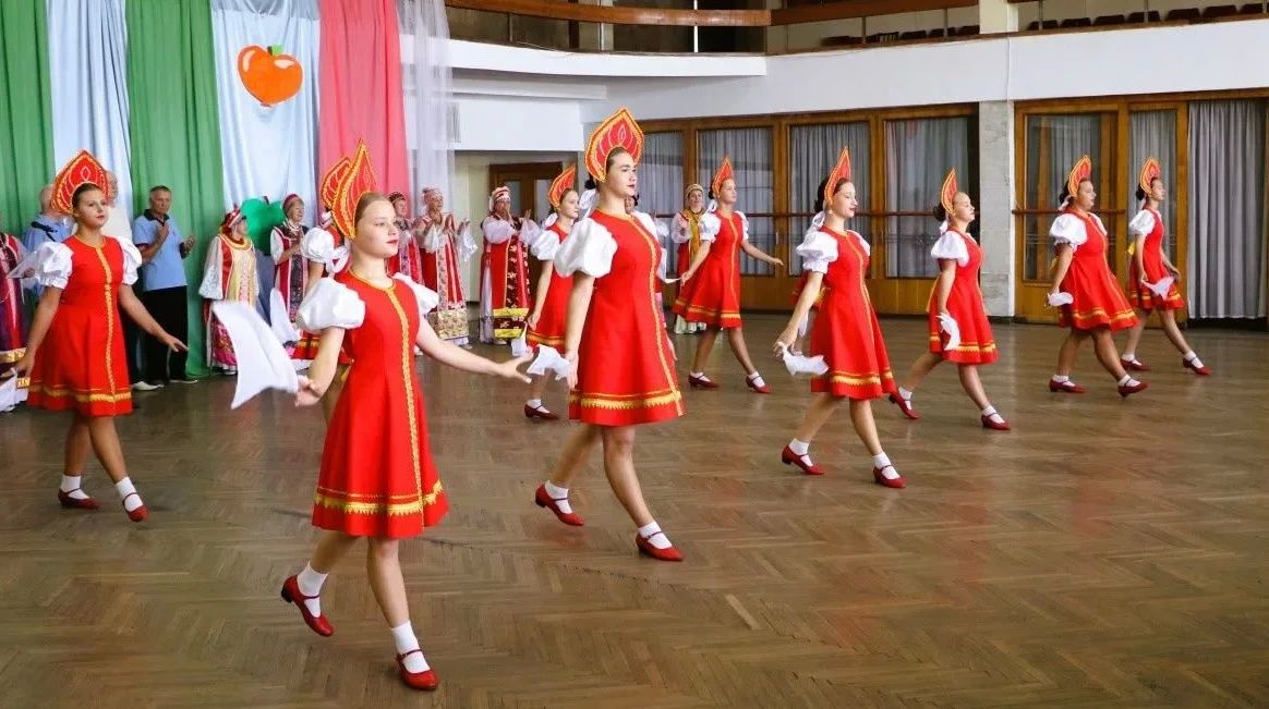 Фестиваль «Яблоко от Яблони» пройдет 19 августа Фестиваль «Яблоко от Яблони» пройдет 19 августа