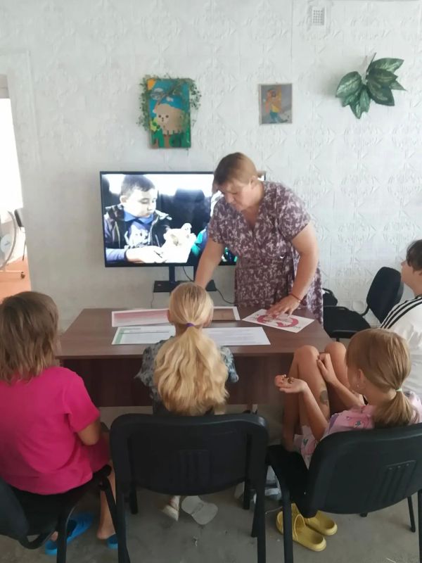 В Новоданиловском, Розовском, Чернозёмненский СДК МКУ "Акимовская ЦКС" проходит акция «СТОП коррупция»: знание закона — первый шаг к победе над взяточничеством В Новоданиловском, Розовском, Чернозёмненский СДК МКУ "Акимовская ЦКС" проходит акция «СТОП коррупция»: знание закона — первый шаг к победе над взяточничеством