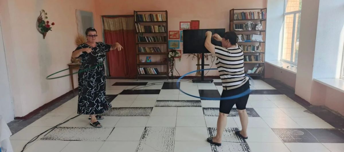 Спортивный праздник «Весёлые старты» в ДК села Андровка Спортивный праздник «Весёлые старты» в ДК села Андровка