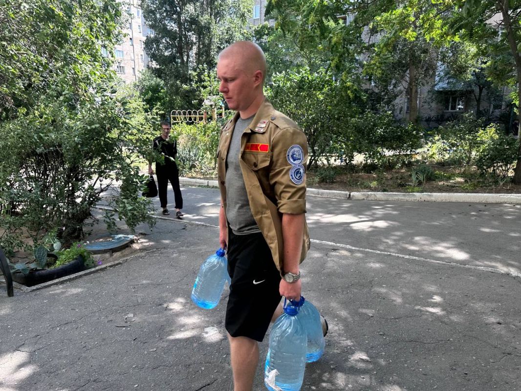 Объединяясь ради общего дела Объединяясь ради общего дела