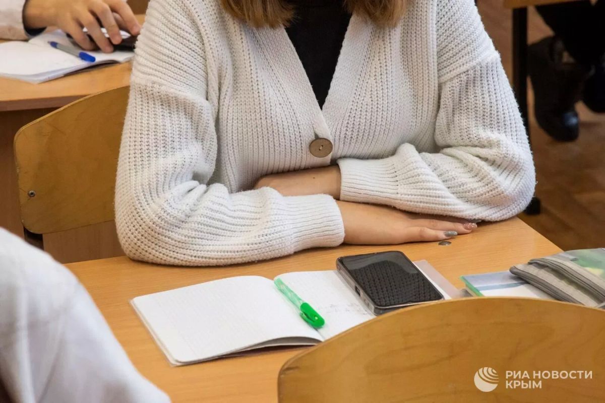 Ученики пятых-седьмых классов будут изучать историю новых российских регионов