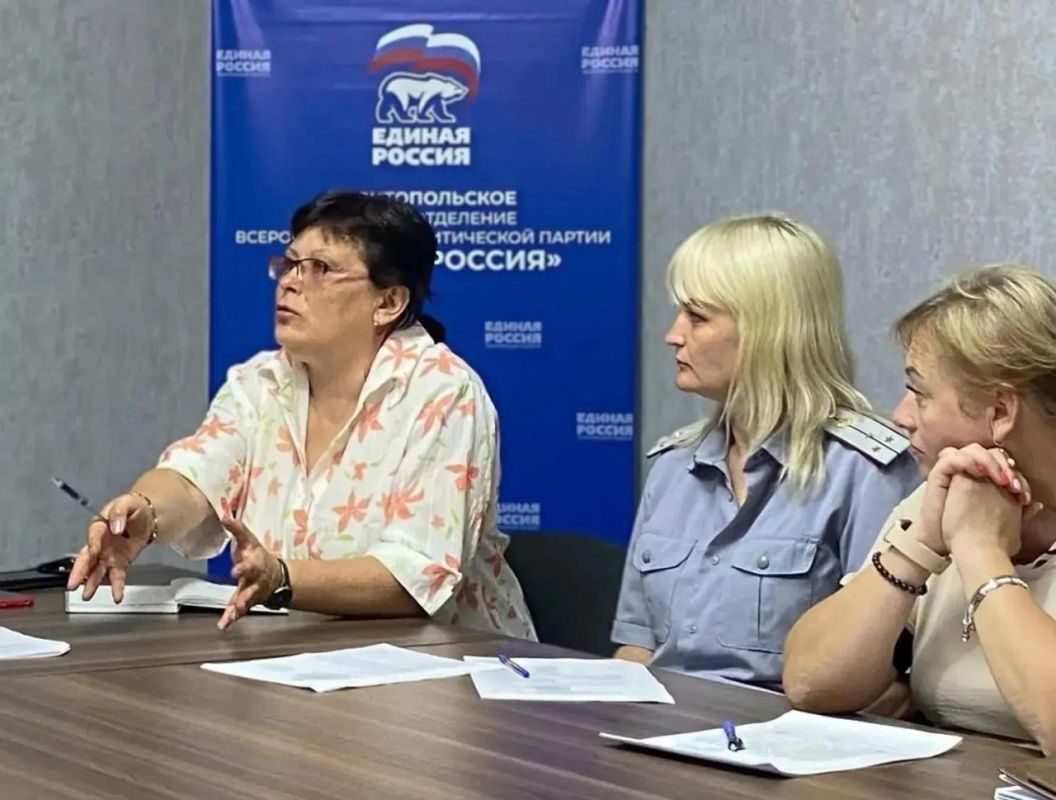 Прошло заседание комиссии по делам несовершеннолетних и защите их прав Прошло заседание комиссии по делам несовершеннолетних и защите их прав