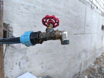В связи с ситуациями связанными с временными отсутствиями электроснабжения, а также в целях возможности забора воды на нижних этажах многоквартирных домов, управляющая организация НО "ФКР МКД ЗО" +7 990 027 85 13, производит...