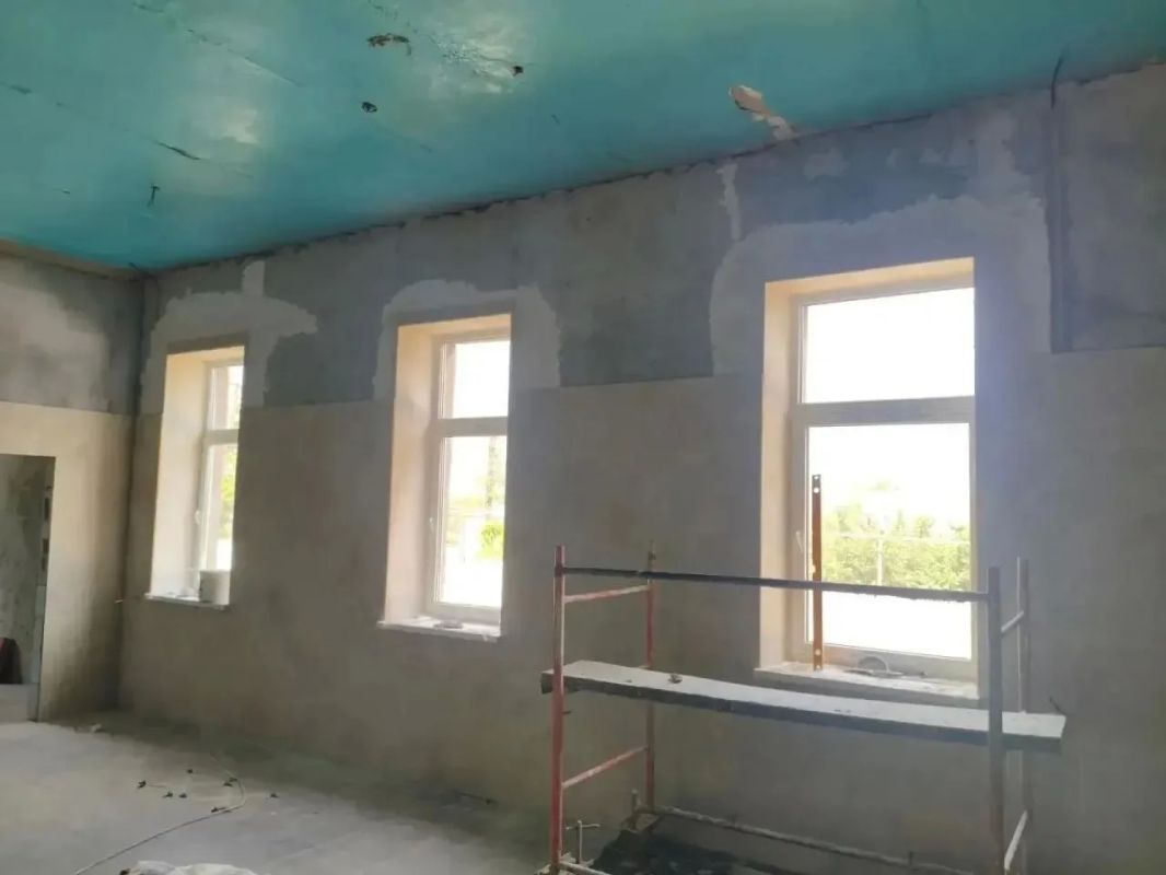 Ремонт пищеблока ГБУЗ Акимовской ЦРБ выполнен уже на 60% Ремонт пищеблока ГБУЗ Акимовской ЦРБ выполнен уже на 60%