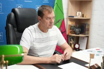 Евгений Балицкий: Провёл рабочую встречу с руководством Магистральных электрических сетей Юга (МЭС Юга) и Таврического предприятия магистральных электрических сетей (ПМЭС)