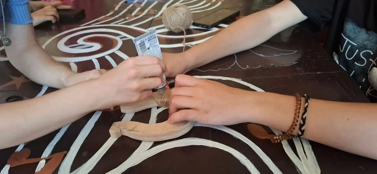 Летние каникулы продолжаются! И, несмотря на временные трудности в регионе, сотрудники учреждений культуры Приморского муниципалитета делают все для того, чтобы подарить детворе познавательно-развлекательный отдых Летние каникулы продолжаются! И, несмотря на временные трудности в регионе, сотрудники учреждений культуры Приморского муниципалитета делают все для того, чтобы подарить детворе познавательно-развлекательный отдых