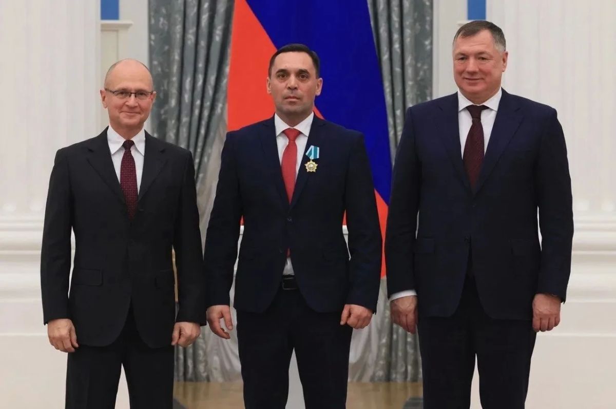 Виктор Емельяненко: 12 августа отмечает 50-летний юбилей специалист Пензенской шефской команды, спасатель первого класса филиала «Поисково - спасательная служба» ГБУ Пензенской области «Пензенский пожарно - спасательный... Виктор Емельяненко: 12 августа отмечает 50-летний юбилей специалист Пензенской шефской команды, спасатель первого класса филиала «Поисково - спасательная служба» ГБУ Пензенской области «Пензенский пожарно - спасательный...
