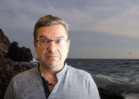 Михаил Онуфриенко: Сводка 12 августа … с Михаилом Онуфриенко … Начну с новостей, вроде бы не имеющих прямого отношения к сводкам с фронта, но они многое объясняют