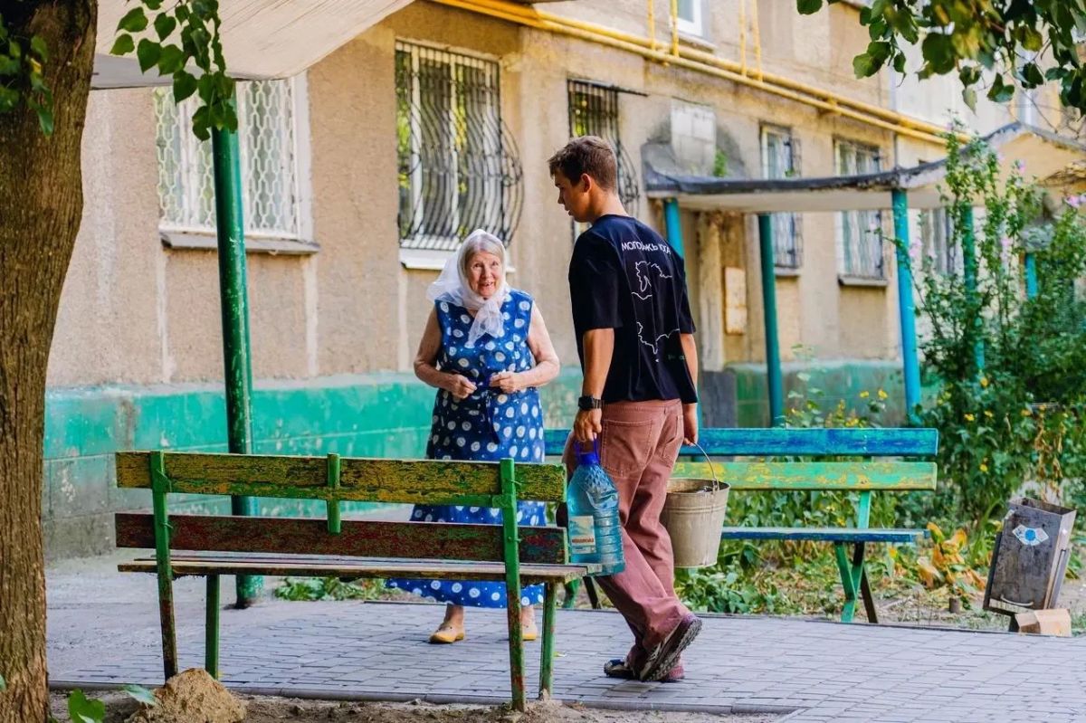 Евгений Балицкий: В связи с временным ограничением водоснабжения на территории региона продолжаются системные меры по обеспечению граждан питьевой и технической водой Евгений Балицкий: В связи с временным ограничением водоснабжения на территории региона продолжаются системные меры по обеспечению граждан питьевой и технической водой