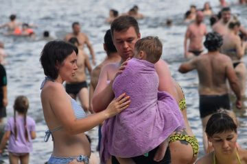 93 семьи в Запорожской области получили выплаты на приемных детей