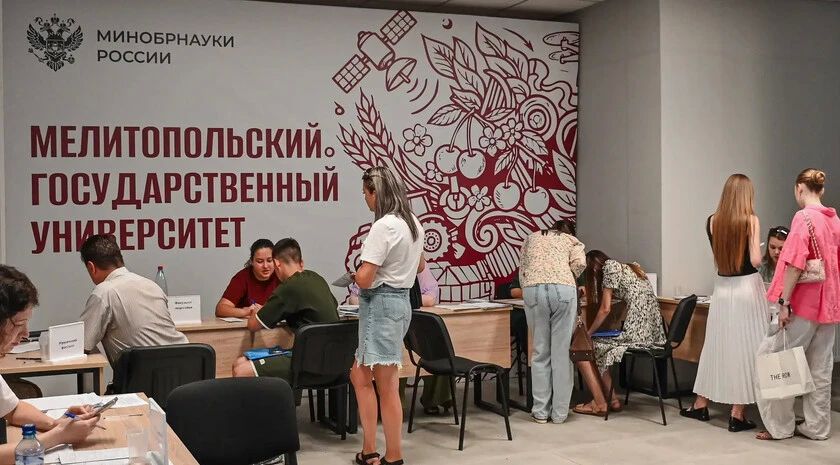 В МелГУ подали документы абитуриенты из 26 регионов России