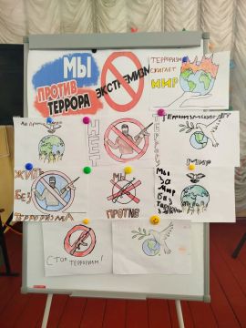 Арт-акция «Палитра мира». Сегодня мы провели важную акцию! Участникам было предложено необычное задание