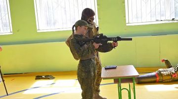 "Пока мы помним — они живы": в Бердянске почтили память "Чапая" и "Тюра"