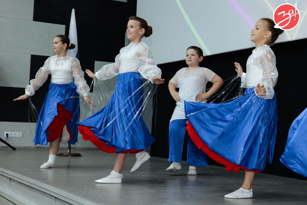 В Мелитополе состоялся региональный конкурс «Гордость России — наш флаг» В Мелитополе состоялся региональный конкурс «Гордость России — наш флаг»
