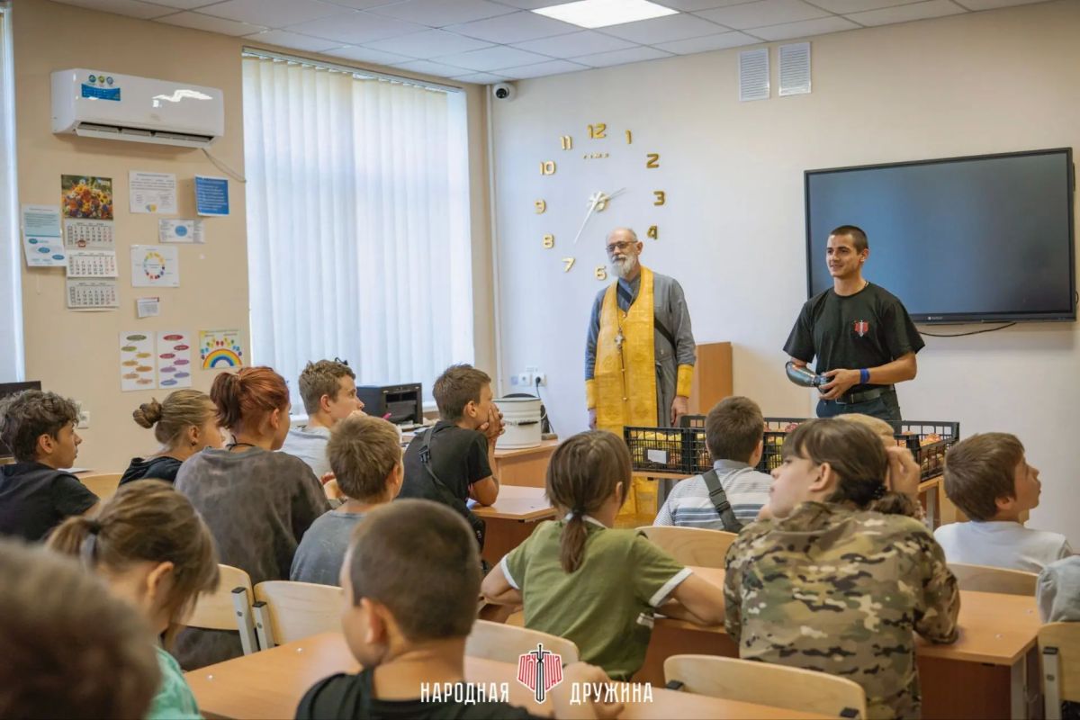 Прививаем духовные ориентиры и веру в добро Прививаем духовные ориентиры и веру в добро