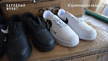 Помощь туда, где её ждут: гигиена для Акимовки и обувь для ресурсного центра в Бердянске