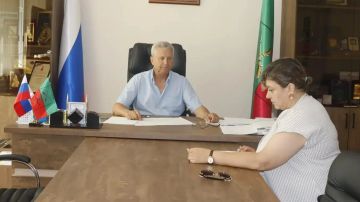 Виктор Емельяненко: Провёл рабочую встречу с министром труда и социальной политики Запорожской области Диной Васильевной Желноваковой