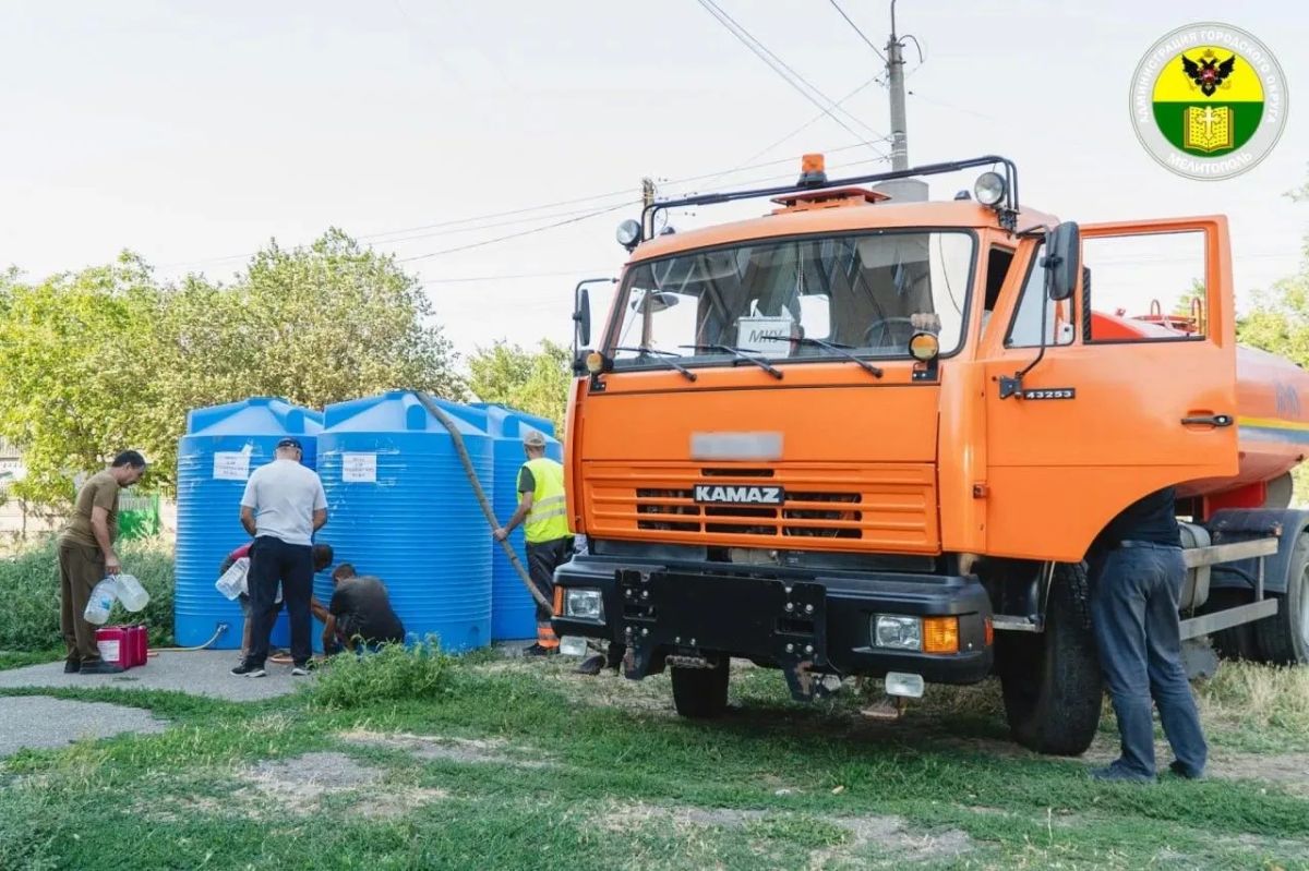 46 емкостей для воды установлено в Мелитополе