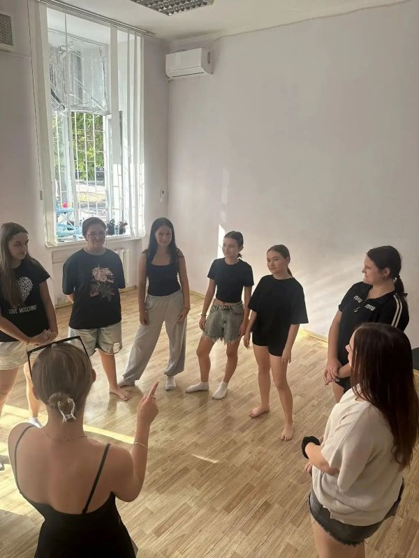 С воспитанниками ДК "Софимт" проведена профилактическая беседа «Правила поведения при угрозе терроризма» С воспитанниками ДК "Софимт" проведена профилактическая беседа «Правила поведения при угрозе терроризма»