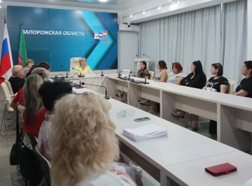 Состоялась информационная встреча Председателя Избирательной комиссии Запорожской области Галины Катющенко с членами территориальных избирательных комиссий № 4, № 5. Галина Анатольевна рассказала об особенностях этой...