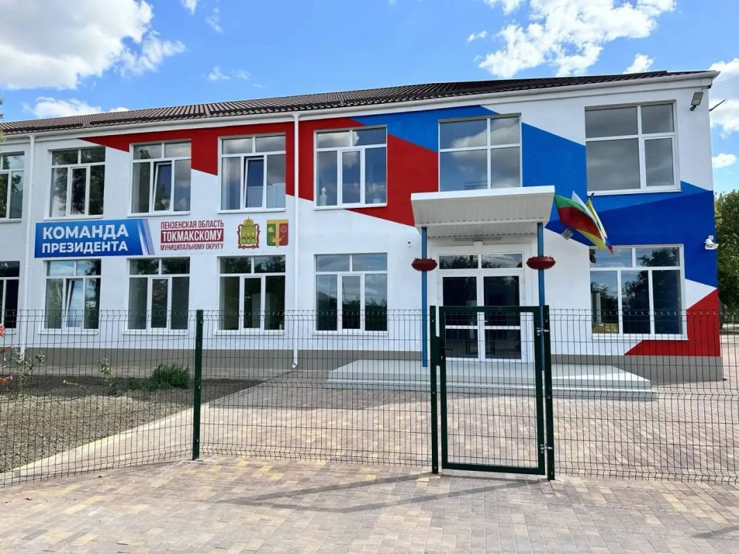 Сегодня важное для всей страны событие — День Государственного флага Российской Федерации Сегодня важное для всей страны событие — День Государственного флага Российской Федерации