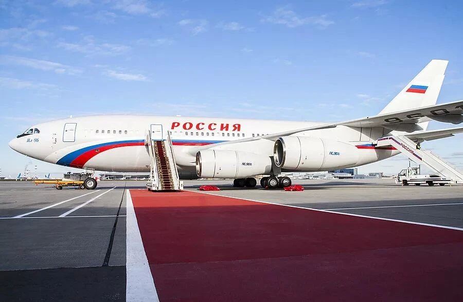 Директор ЦРУ Рэтклифф обсудил в Москве взаимное прекращение ударов по энергетике и портам Украины и РФ, прекращение огня в Сумской и Харьковской областях в качестве шагов к общей деэскалации и перспективы завершения войны