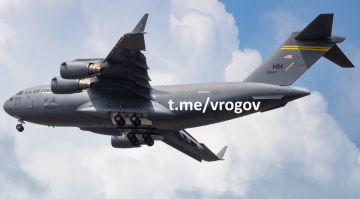 Владимир Рогов: Тайный рейс из США в Москву: в аэропорту Внуково приземлился спецборт ВВС США
