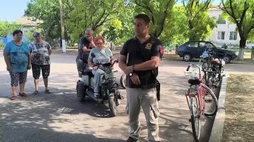 Глава Акимовского муниципального округа Александр Трудоношин встретился с жителями села Таврийское