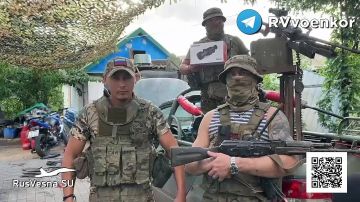 Важная помощь от читателей RVvoenkor бойцам, наступающим на Запорожском фронте Бойцы ВДВ и группировки войск "Центр" благодарят наших читателей за тепловизоры, пауэрбанки и сапёрные лопатки