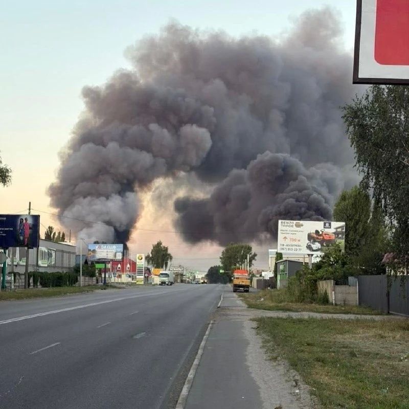 Хаб для дронов ВСУ под видом посылок: под Киевом накрыли склады «Новой почты» Хаб для дронов ВСУ под видом посылок: под Киевом накрыли склады «Новой почты»