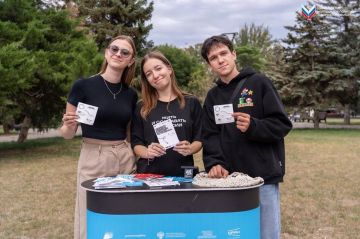 В парке культуры и отдыха имени Горького для жителей города Мелитополя вновь прошла фестивальная программа