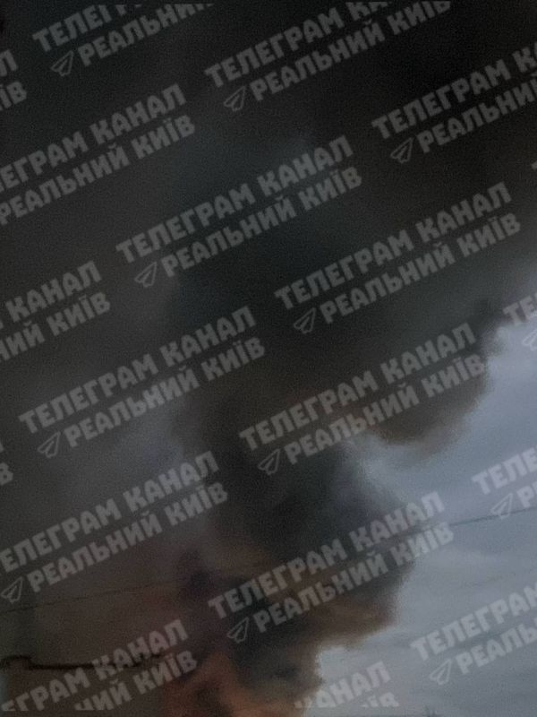 Российская армия продолжает уже четвертые сутки работать по целям противника с помощью комбинированных ударов Российская армия продолжает уже четвертые сутки работать по целям противника с помощью комбинированных ударов