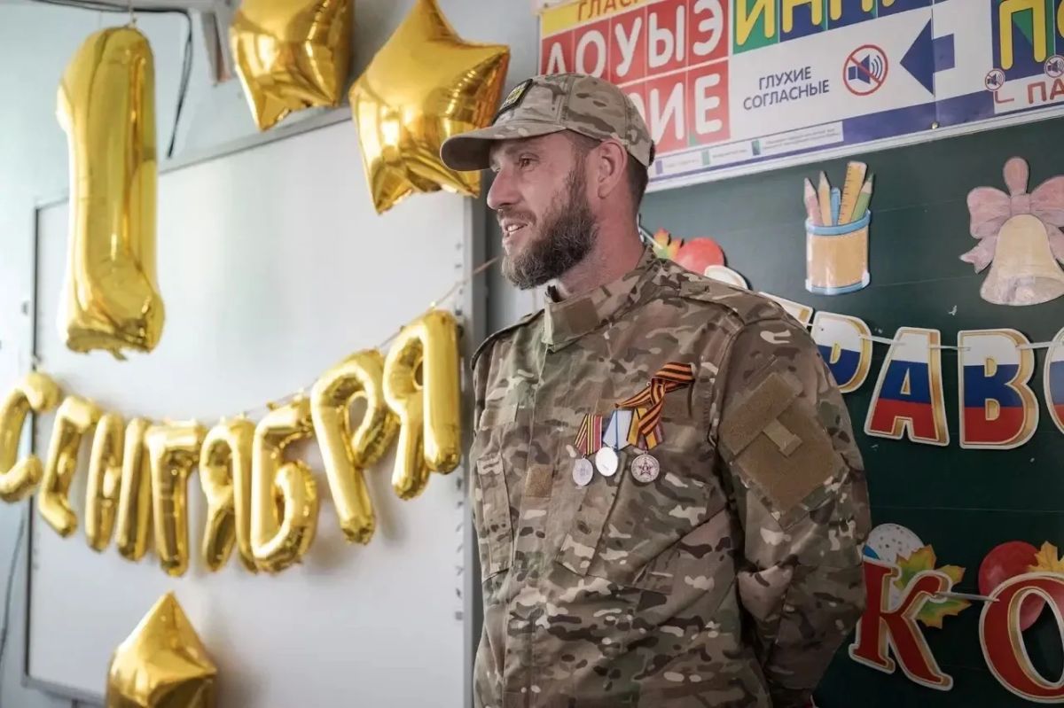 Евгений Балицкий: Сегодня в Запорожской области к учёбе приступили более 40 тысяч школьников, а в первый класс пошли более трёх тысяч малышей Евгений Балицкий: Сегодня в Запорожской области к учёбе приступили более 40 тысяч школьников, а в первый класс пошли более трёх тысяч малышей