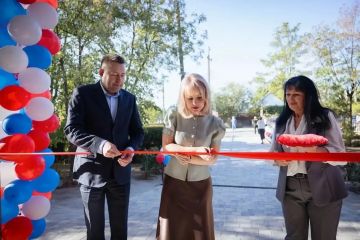 В Мелитополе после ремонта открылась школа №13, сообщил губернатор Запорожской области Евгений Балицкий
