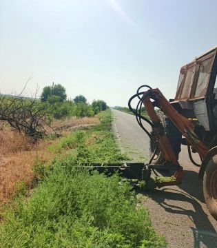 Продолжаем сезонные работы по скашиванию травы и срезке кустарника на ключевых направлениях региона