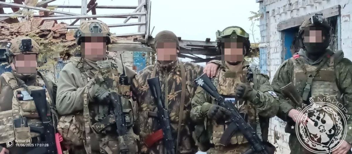 Два майора: Рубрика «Будни солдата».. Нам пишут: Приветствую! На связи командир инженерно-саперной группы отдельного батальона специального назначения БАРС-11, позывной Бульдог Два майора: Рубрика «Будни солдата».. Нам пишут: Приветствую! На связи командир инженерно-саперной группы отдельного батальона специального назначения БАРС-11, позывной Бульдог