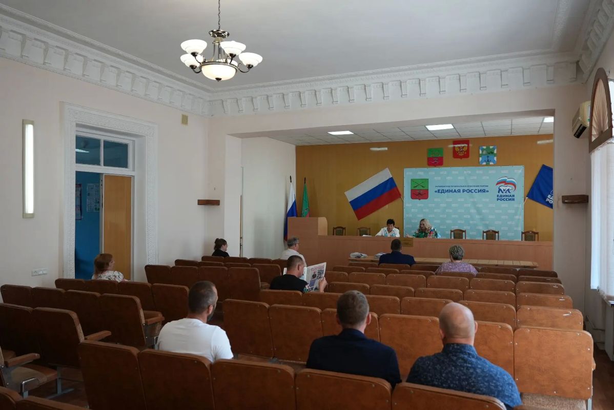 Состоялось 36-е очередное заседание Бердянского окружного Совета депутатов Состоялось 36-е очередное заседание Бердянского окружного Совета депутатов
