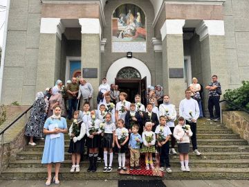6 сентября, в Неделю 14-ю по Пятидесятнице, празднование перенесения мощей свт
