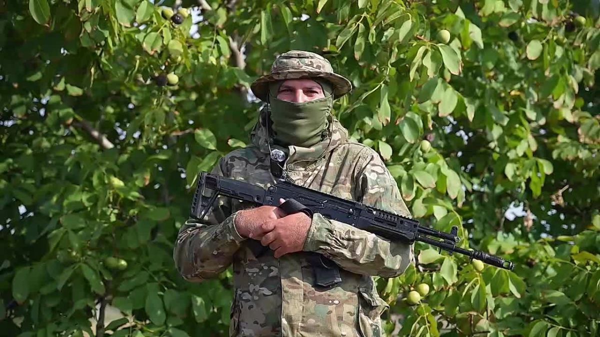 "Все мы русские!": бойцы запорожского направления рассказали в День языков народов России о силе единства