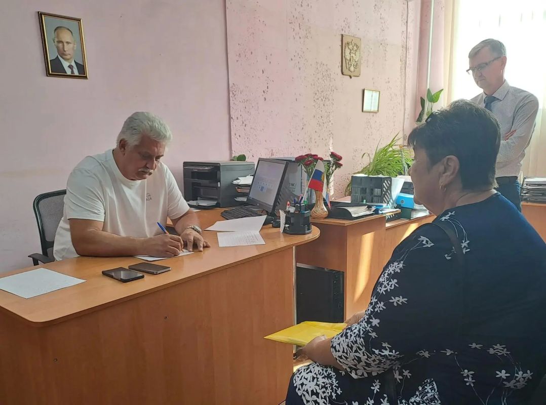 Андрей Ковганко: «Восстановительные работы в системе электроснабжения продолжаются по всей области» Андрей Ковганко: «Восстановительные работы в системе электроснабжения продолжаются по всей области»